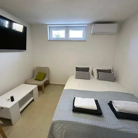 The Sands Luxe Pool Aparthotel Novalja Room photo