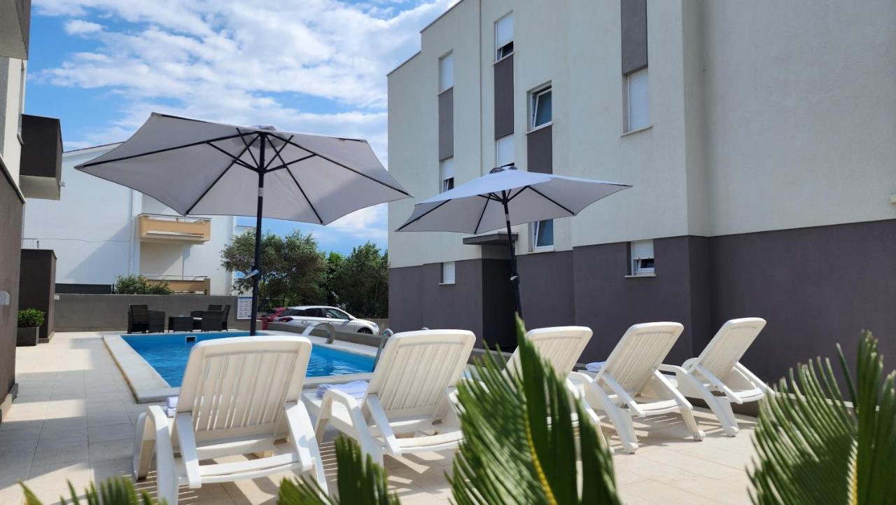 The Sands Luxe Pool Apartment